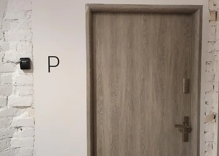 Lägenhet Piekne Mieszkanie Z Balkonem Łódź